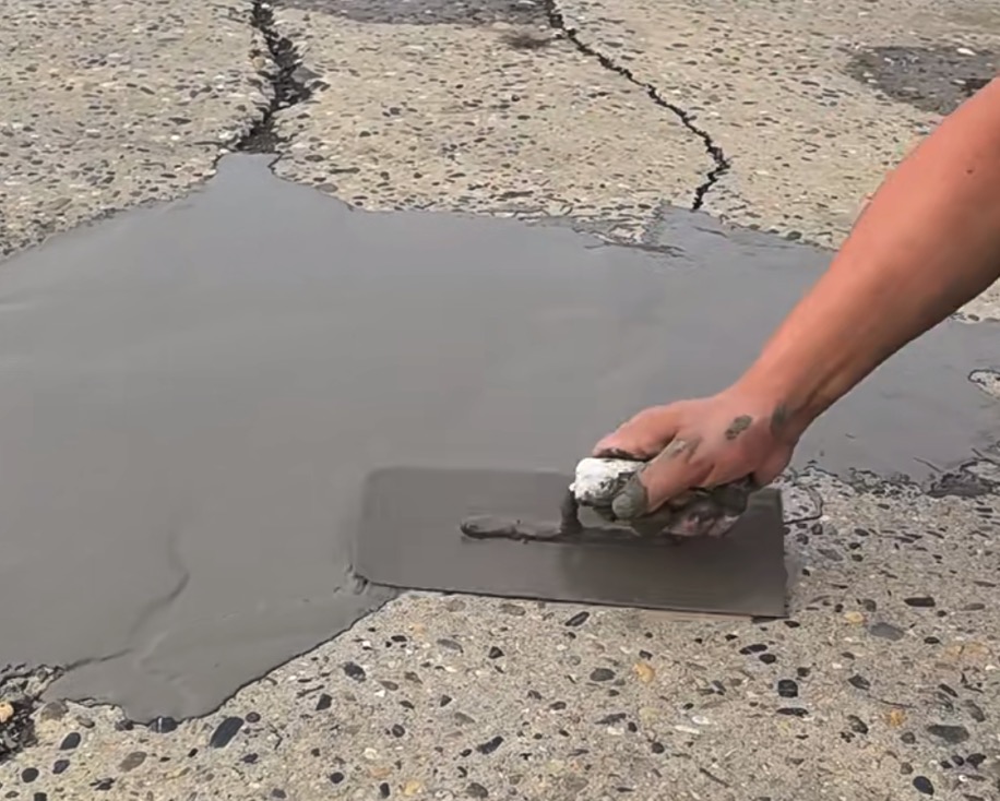 永清CGM 高效薄层道路修补料（CGM 道路抢修料）
